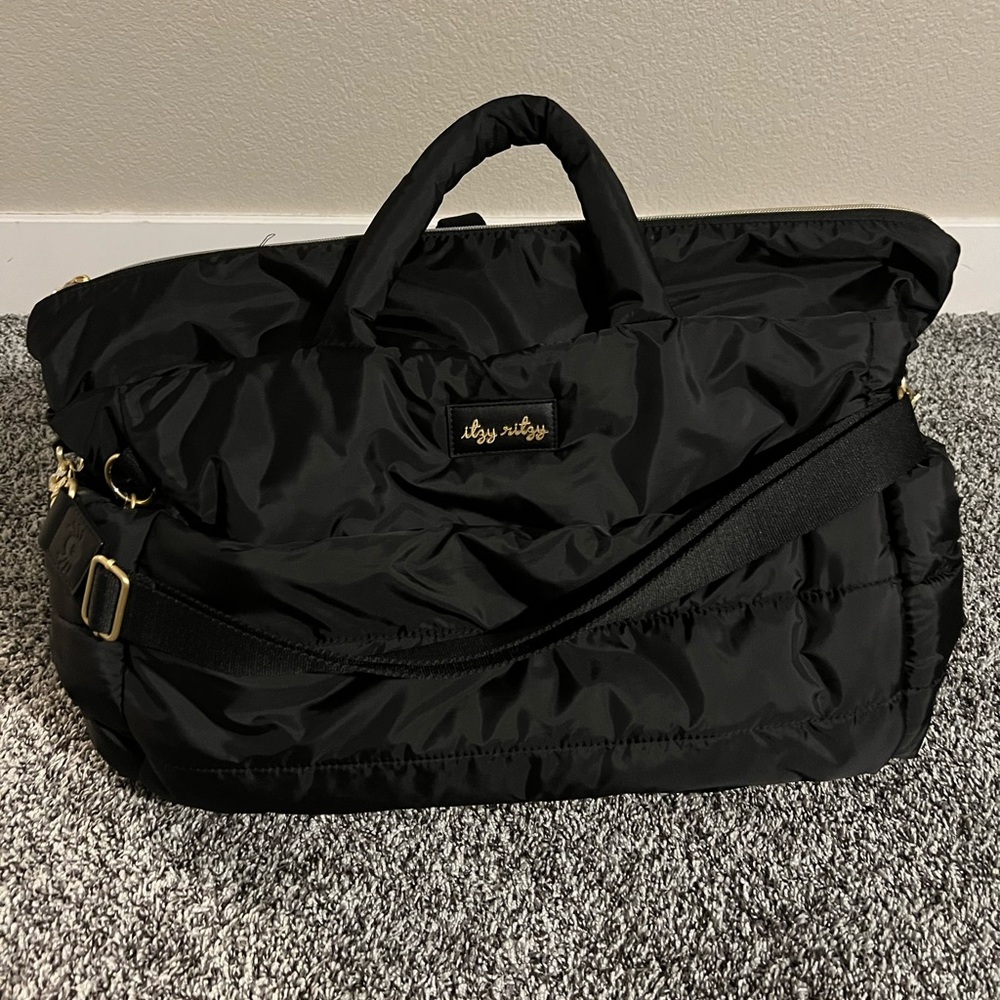 COPY - Itzy Ritzy Dream Weekender Bag